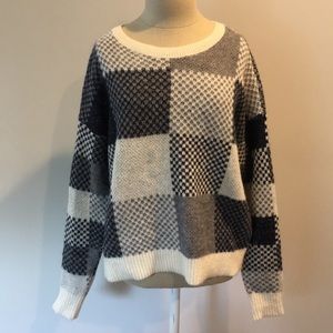 Abercrombie & Fitch plaid sweater Medium